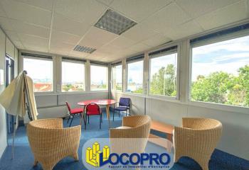 Location bureaux - Proche A50, tunnel du Prado et aéroport de Marignane  à Marseille 16 - 13016