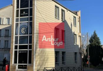 Location bureaux centre-ville - Proximité bus et commodités  à Melun - 77000