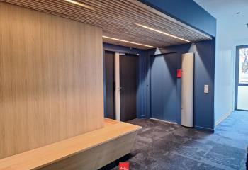 Location bureaux - Inovallée, proche bus et voies rapides  à Meylan - 38240