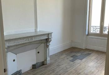 Bureaux à louer - Proche commodités et parkings