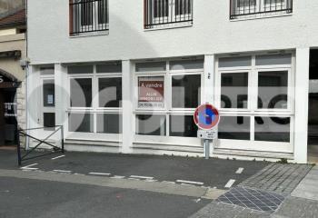 Bureaux à louer - proche boulevard de Courtais  à Montluçon - 03100