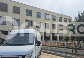 Location bureau (03100) - 217 m²