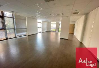 Location bureaux - Proche autoroute A709 et tram ligne 2  à Montpellier - 34000