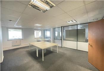 Location bureaux - Proximité Métro Croix-de-Chavaux et Mairie de  à Montreuil - 93100
