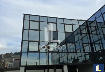 Location bureaux - Proche A8 et autoroute  à Mougins - 06250