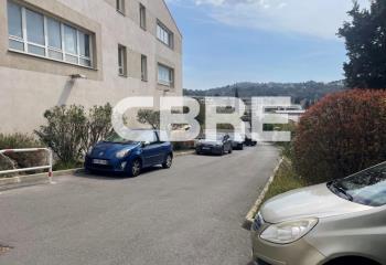 Location bureaux - Parc d'activités de la Plaine, proche autoroute A8  à Mougins - 06250