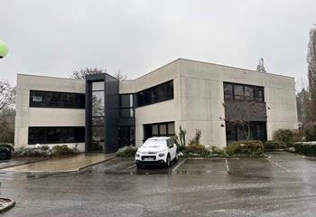 Location bureaux - Proche gare de Dochnach et CORA