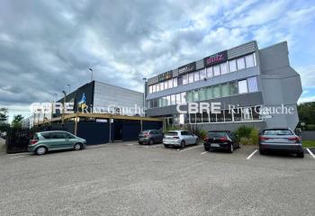 Location bureaux - Proche Strasbourg, A4, bus et tramway  à Mundolsheim - 67450