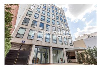 Location bureaux - Proche centre-ville, parking et caves  à Nanterre - 92000