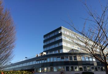 Location bureaux à - Proche gare Préfecture  à Nanterre - 92000