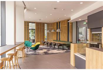 Location bureaux - Proche transports en commun  à Nanterre - 92000