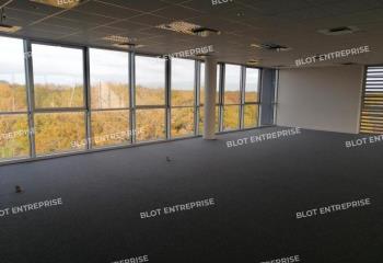 Location bureaux Chantrerie - Proche Chronobus C6 et périphérique  à Nantes - 44000