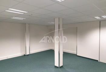 Location bureaux Centre - Proche transports en commun  à Nantes - 44000