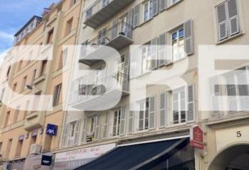 Location bureaux centre - Proche tram, bus et Promenade des Anglais  à Nice - 06000