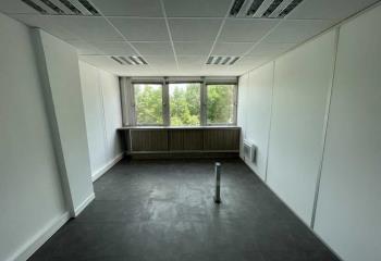 Location bureau Noisy-le-Grand (93160) - 200 m²  à Noisy-le-Grand - 93160