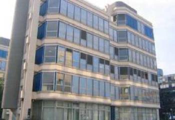 Location bureaux - Proche RER, autoroutes A104 et A4  à Noisy-le-Grand - 93160