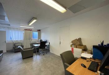 Location bureaux - Proche autoroute A4 et RER  à Noisy-le-Grand - 93160