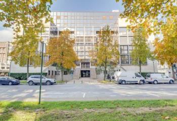 Location bureaux - Proche RER, bus et autoroutes  à Noisy-le-Grand - 93160