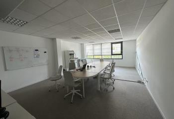 Bureaux lumineux de bon standing à la location à  à Orléans - 45000