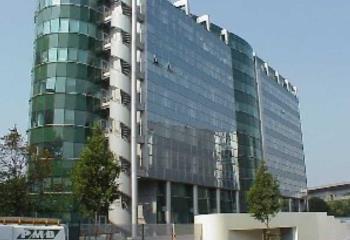 Location bureaux - Proche Métro Eglise de et SNCF  à Pantin - 93500