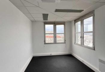 Bureaux à louer - RER E - métro 5