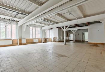Location bureaux, proche Église de, avec ascenseur et parking