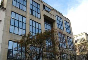 Location bureaux - Proche transports en commun  à Paris 1 - 75001