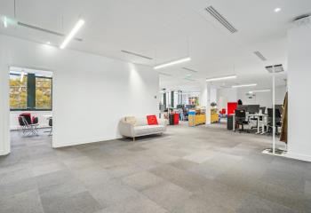 Location bureaux - Bastille - Proche métro  à Paris 11 - 75011