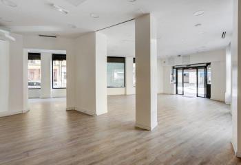 Location bureaux avec linéaire  à Paris 17 - 75017