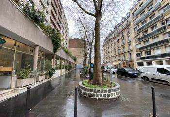 Location bureau Paris 18 (75018) - 52 m²  à Paris 18 - 75018