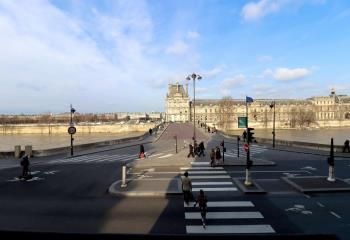 Location bureaux secteur Quai Voltaire / rue du Bac  à Paris 7 - 75007