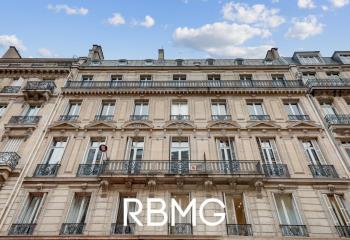 Bureau à louer en plein triange d'or  à Paris 8 - 75008