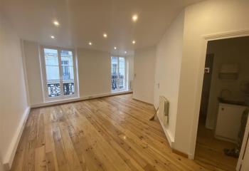 Location de bureaux à, proche des transports et du centre-ville  à Paris 8 - 75008