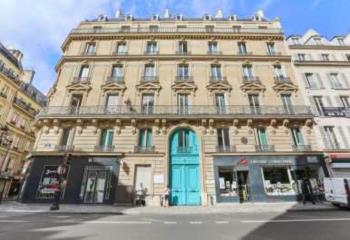 Location de bureaux - entre Notre-Dame-de-Lorette et Cadet  à Paris 9 - 75009