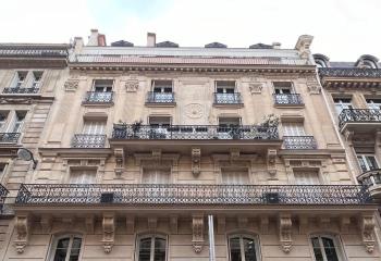 Bureaux à louer à - Proche Gare Saint-Lazare - Accès métro