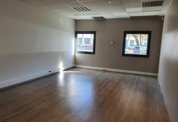 Location bureau (64000) - 37 m²  à Pau - 64000
