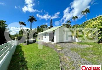 Location bureau (97170) - 12 m²  à Petit-Bourg - 97170