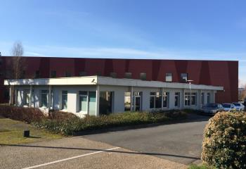 Location bureaux - Proche A13 et bus  à Petit-Couronne - 76650
