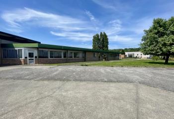 Location bureaux - Proche A13, environnement verdoyant