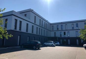 Location bureaux, proche aéroport Saint-Exupéry et autoroutes