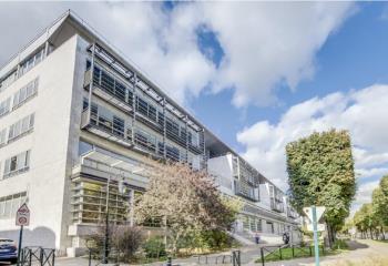 Location bureaux - Proche tramway Belvédère et gare SNCF  à Puteaux - 92800