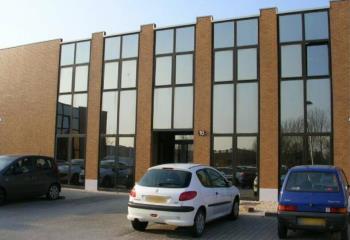 Location bureaux - Proche rocade Est, autoroute A39 et Tram  à Quetigny - 21800