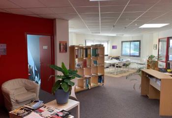 Location bureaux - Zone de Créac'h Gwen, proche D34  à Quimper - 29000