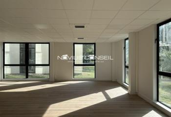 Location bureau proche accès A620 et transports  à Ramonville-Saint-Agne - 31520