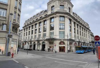 Location bureaux Hyper Centre, proche autoroutes A344, A4, A26, SNCF, Bus, Tram