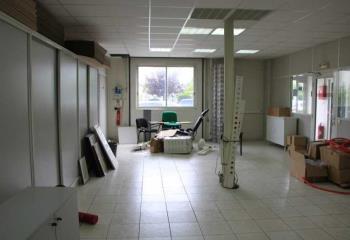 Location bureau Roissy-en-Brie (77680) - 1105 m²  à Roissy-en-Brie - 77680