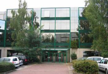 Location bureaux - Proche RER E et A  à Rosny-sous-Bois - 93110