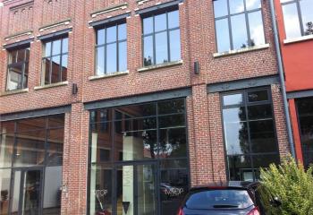 Location bureaux - Proche métro, bus et voie rapide  à Roubaix - 59100