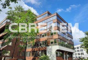 Location bureaux - Proche Avenue Jean Rondeaux et Métro  à Rouen - 76000