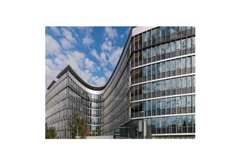 Location bureaux - Proche transports en commun  à Rueil-Malmaison - 92500